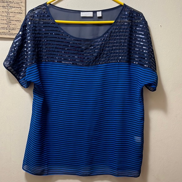 New York & company blue blouse size M - Picture 1 of 8